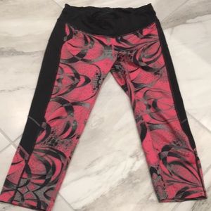 SkirtSports Redemption Capri